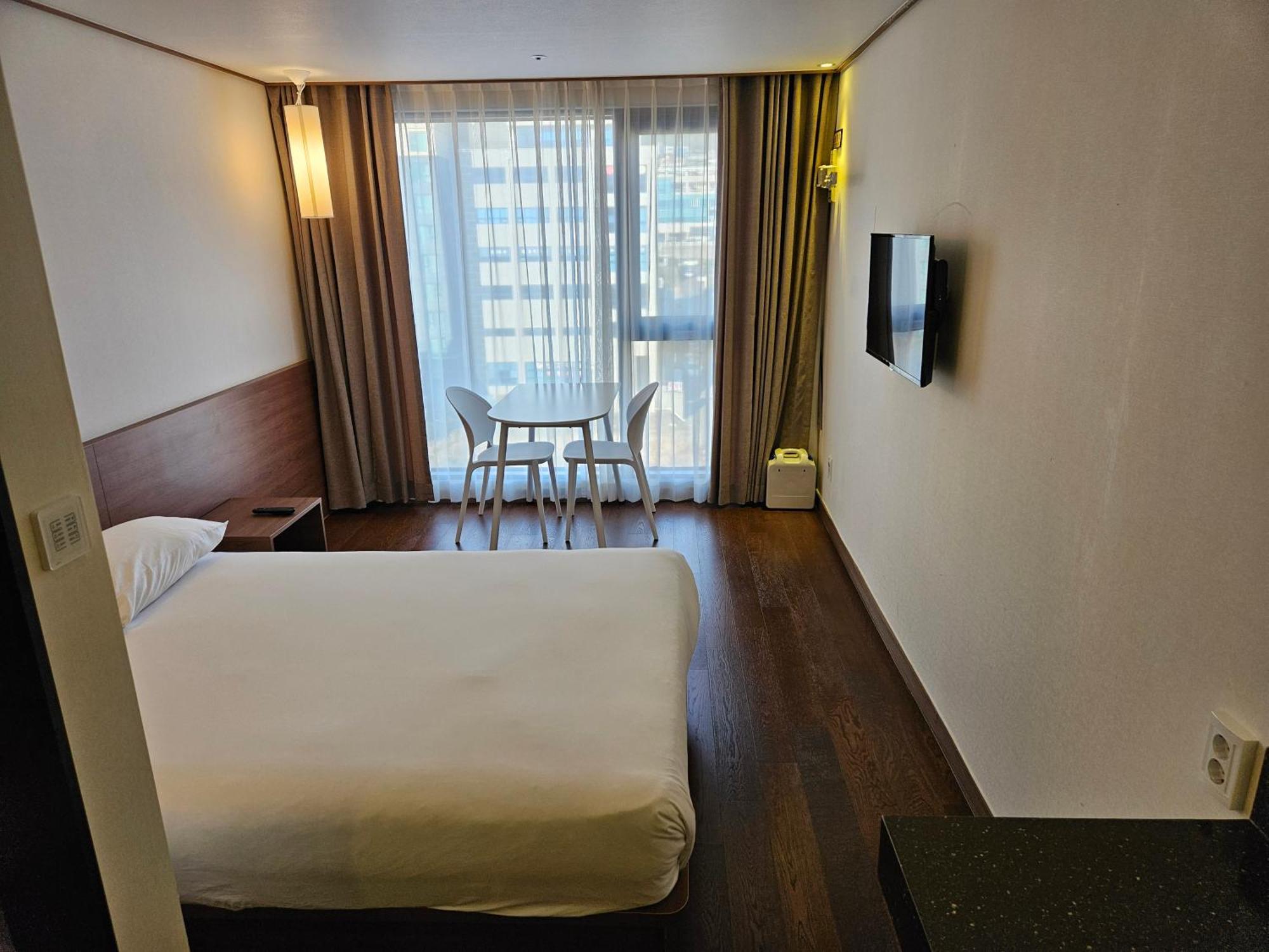 Tamara Jeju Hotel Szogüpho Kültér fotó