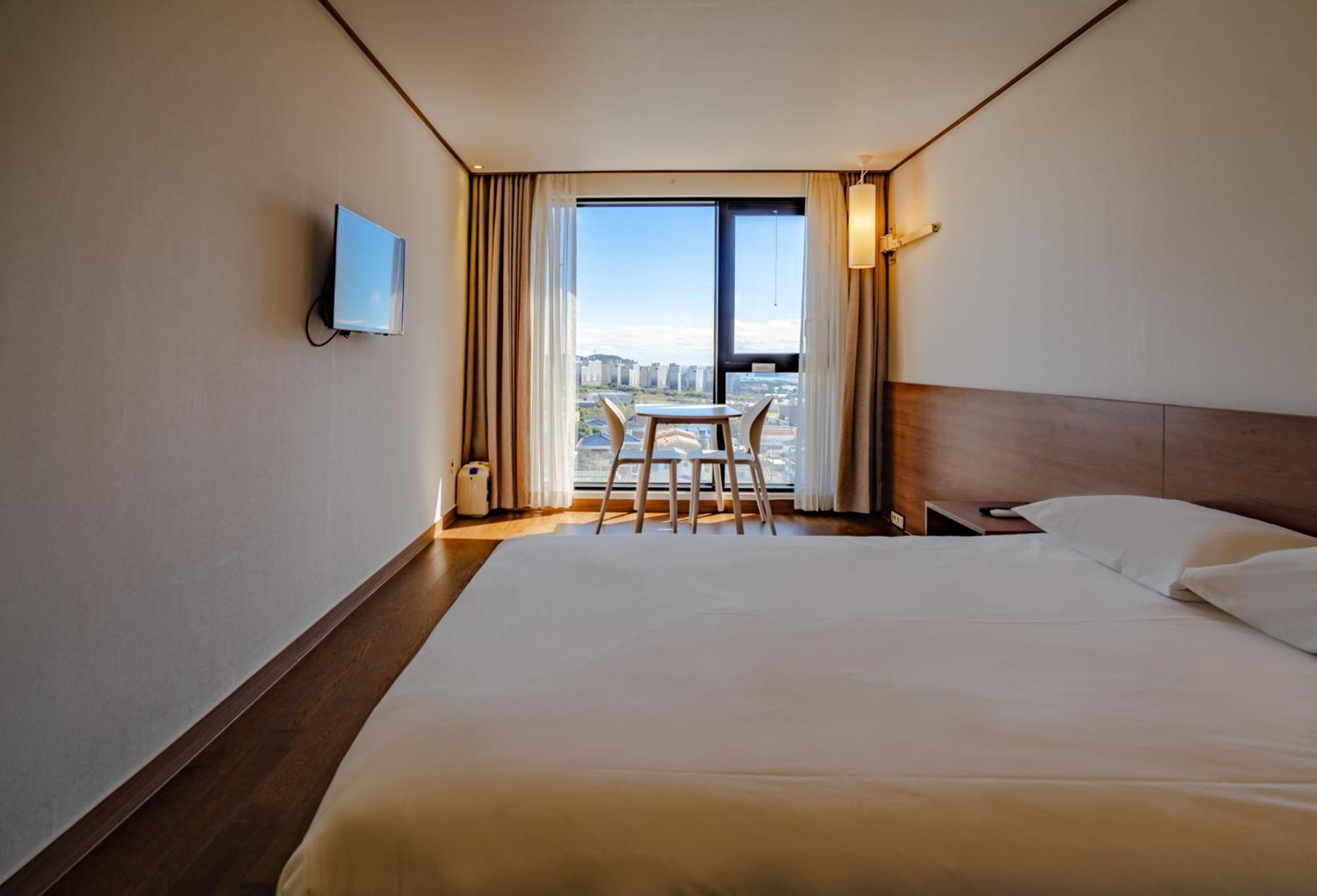 Tamara Jeju Hotel Szogüpho Kültér fotó